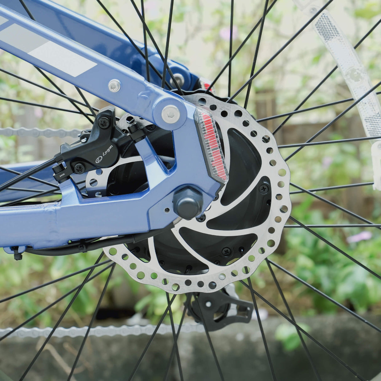 CYRUSHER Rover 26" vélo électrique tout suspendu pneus fat moteur 250W 52V 15,6Ah Batterie