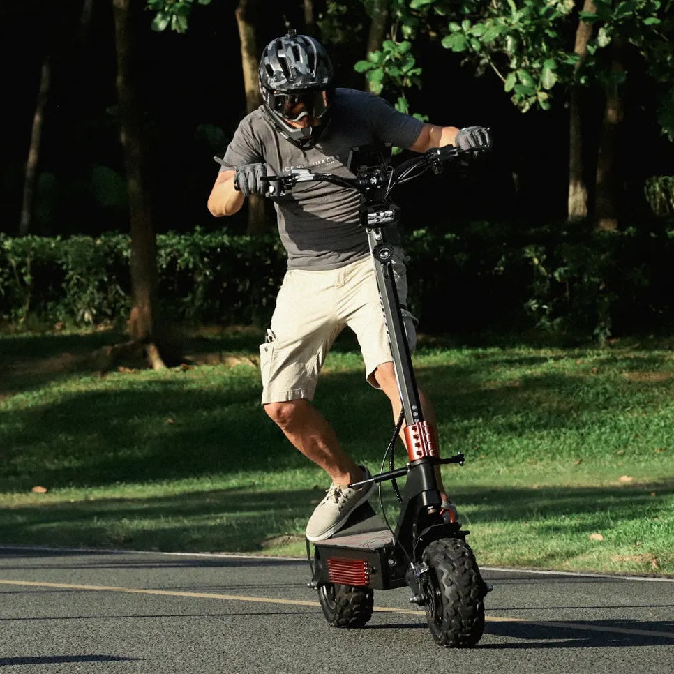 YUME Predator 13" Trottinette électrique tout-terrain 4000W*2 Moteurs doubles 72V 50Ah Batterie