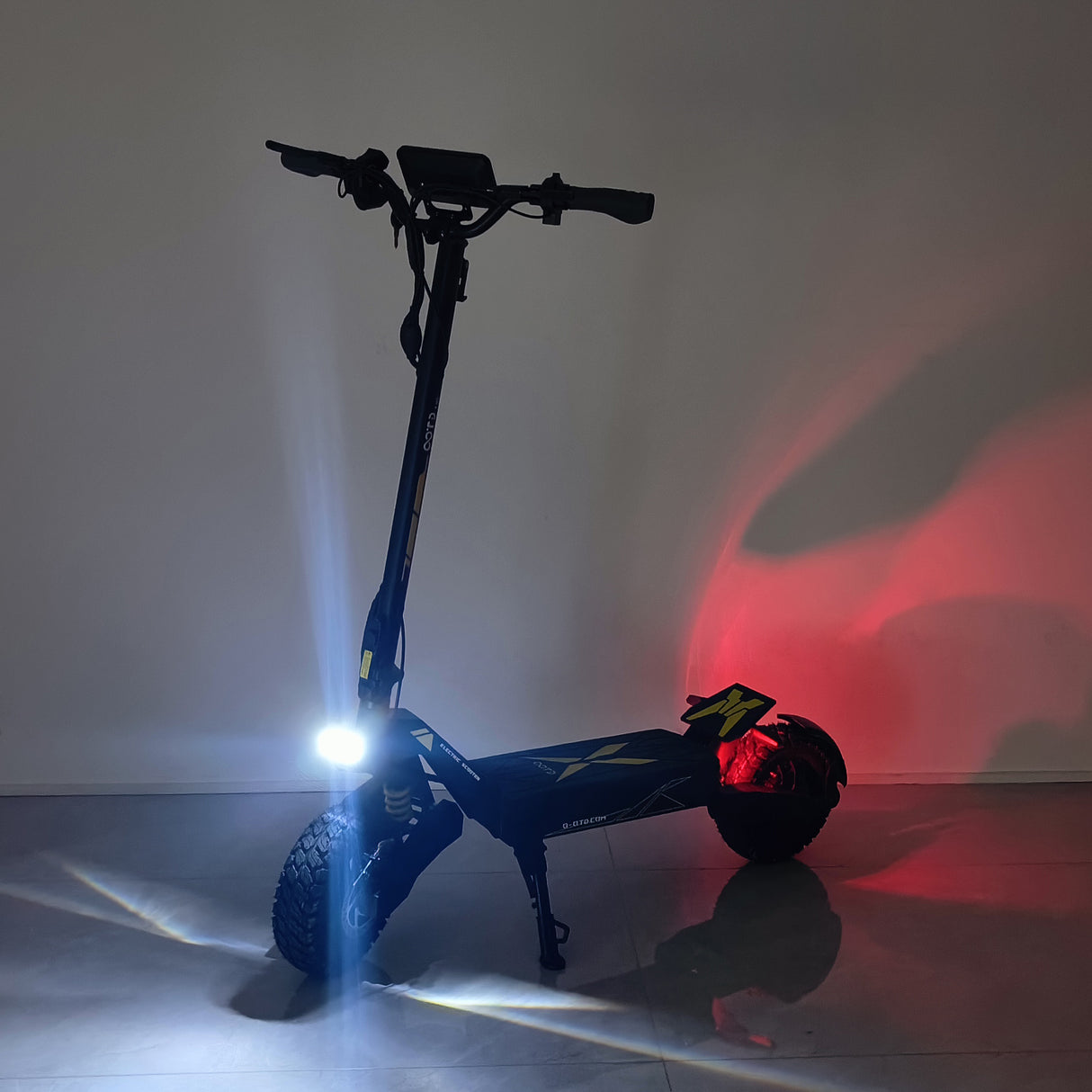 OOTD T10 11" Trottinette Électrique tout-terrain Moteur 500W 48V 13Ah Batterie