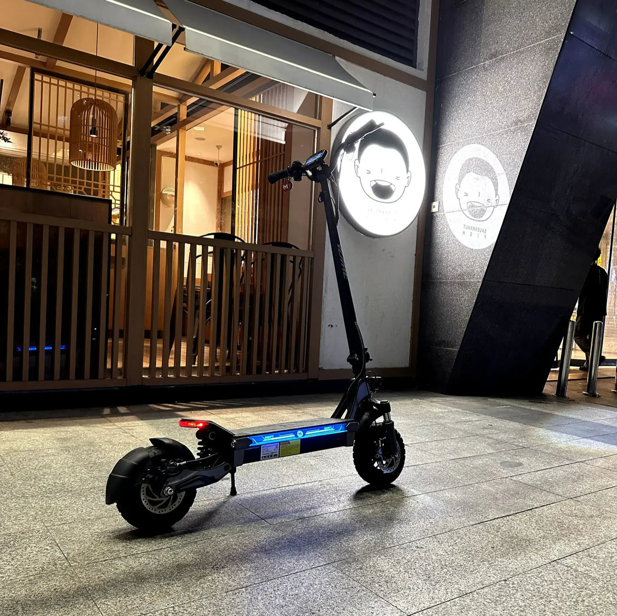 YUME Swift 10" Trottinette électrique de banlieue 1200W Moteur 48V 22.5Ah Batterie